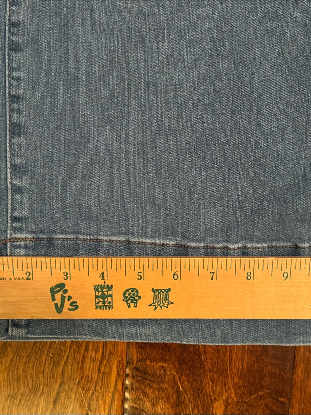 Chico's Light Blue Wide-Leg Denim Jeans Pull On 10R Patch Pockets - Picture 9 of 10